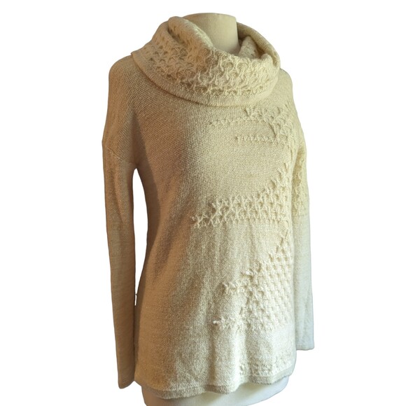 Antonio Melani Women's Cream & Gold Sparkle Cowl Neck Sweater Size Small - Picture 1 of 9